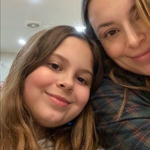 Meet your Posher, Everlea